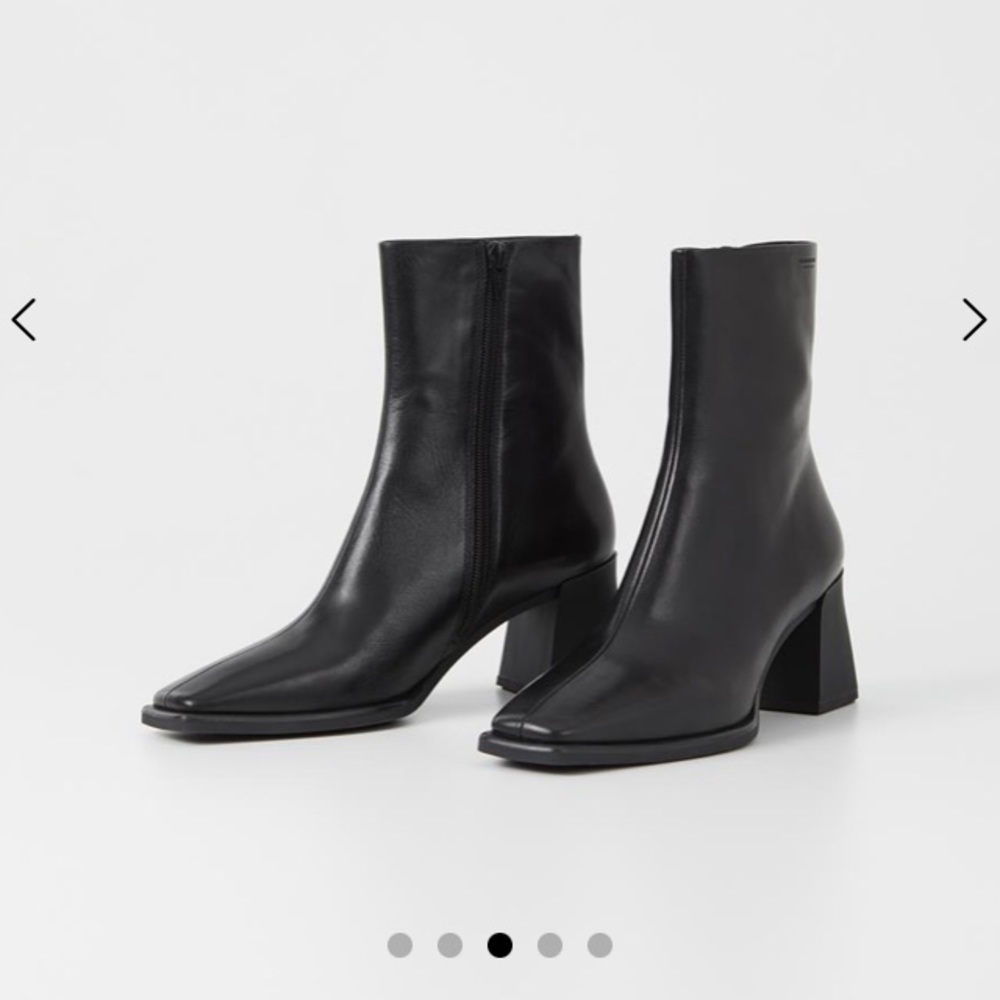 PRISTINE HEDDA Boots Vagabond